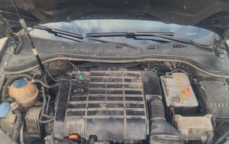 Volkswagen Passat B6, 2005 год, 430 000 рублей, 9 фотография