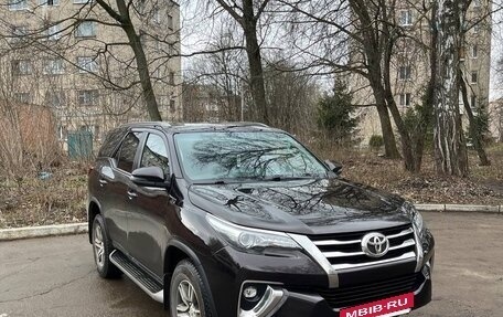 Toyota Fortuner II, 2017 год, 3 950 000 рублей, 2 фотография