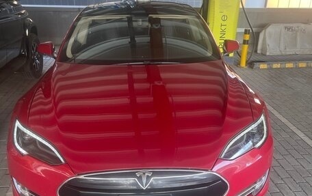 Tesla Model S I, 2013 год, 2 300 000 рублей, 13 фотография