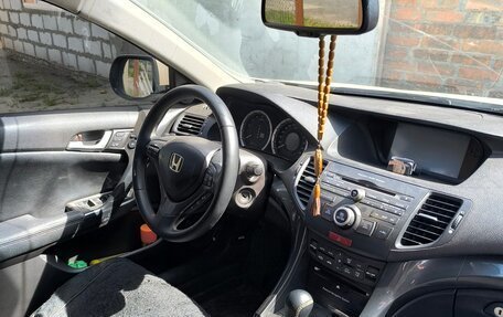 Honda Accord VIII рестайлинг, 2011 год, 1 300 000 рублей, 5 фотография
