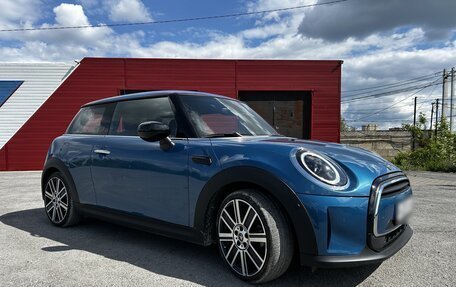 MINI Hatch, 2021 год, 3 500 000 рублей, 2 фотография
