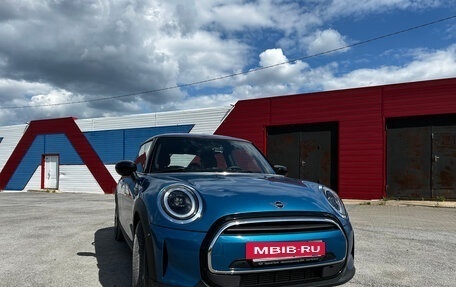MINI Hatch, 2021 год, 3 500 000 рублей, 18 фотография