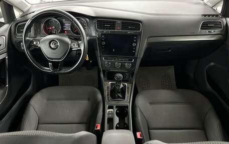 Volkswagen Golf VII, 2018 год, 1 399 000 рублей, 9 фотография