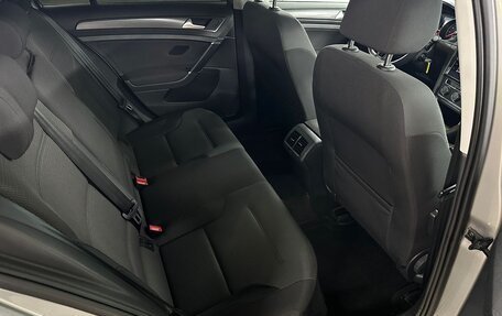 Volkswagen Golf VII, 2018 год, 1 399 000 рублей, 20 фотография