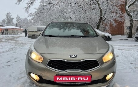 KIA cee'd III, 2012 год, 900 000 рублей, 13 фотография