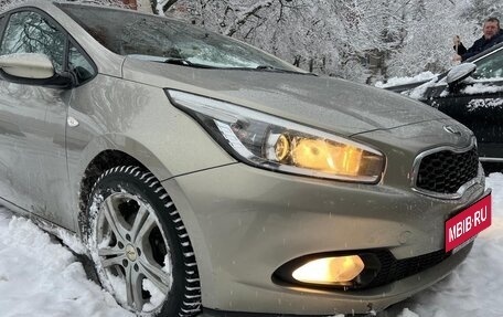 KIA cee'd III, 2012 год, 900 000 рублей, 14 фотография