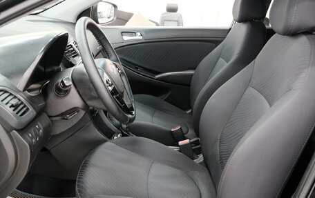 Hyundai Solaris II рестайлинг, 2015 год, 999 000 рублей, 8 фотография
