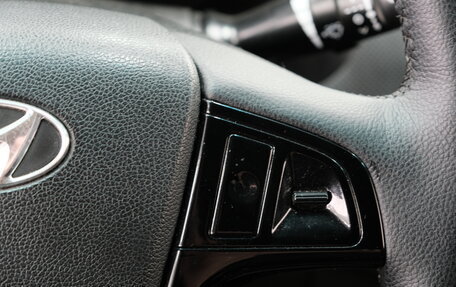Hyundai Solaris II рестайлинг, 2015 год, 999 000 рублей, 15 фотография