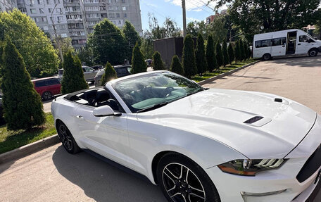 Ford Mustang VI рестайлинг, 2018 год, 3 650 000 рублей, 4 фотография