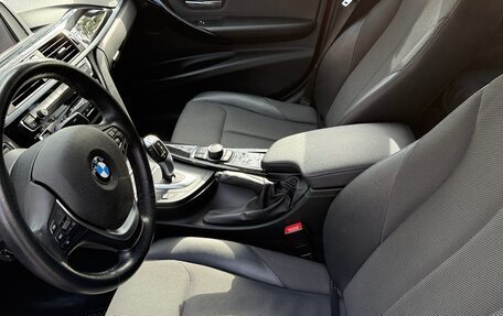BMW 3 серия, 2017 год, 2 350 000 рублей, 12 фотография