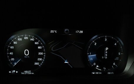 Volvo V60 Cross Country II, 2019 год, 3 290 000 рублей, 12 фотография