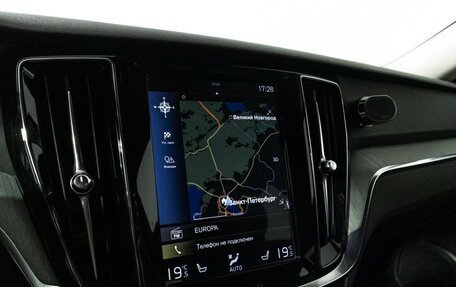 Volvo V60 Cross Country II, 2019 год, 3 290 000 рублей, 19 фотография
