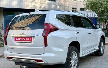 Mitsubishi Pajero Sport III рестайлинг, 2020 год, 3 590 000 рублей, 6 фотография