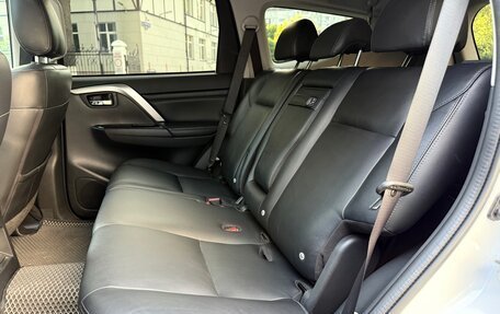 Mitsubishi Pajero Sport III рестайлинг, 2020 год, 3 590 000 рублей, 21 фотография