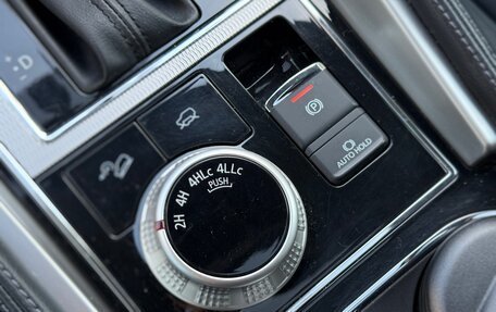 Mitsubishi Pajero Sport III рестайлинг, 2020 год, 3 590 000 рублей, 19 фотография