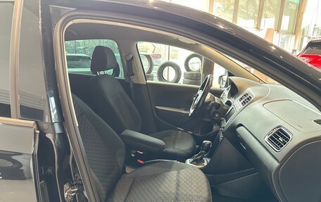 Volkswagen Polo VI (EU Market), 2019 год, 1 345 000 рублей, 30 фотография