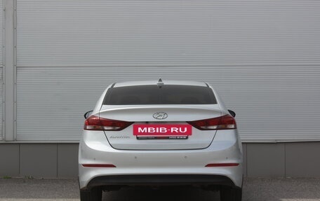 Hyundai Elantra VI рестайлинг, 2017 год, 1 565 000 рублей, 4 фотография
