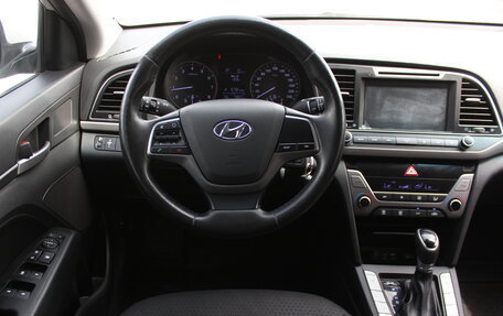 Hyundai Elantra VI рестайлинг, 2017 год, 1 565 000 рублей, 17 фотография