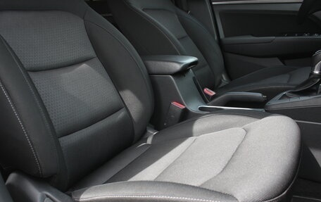 Hyundai Elantra VI рестайлинг, 2017 год, 1 565 000 рублей, 14 фотография