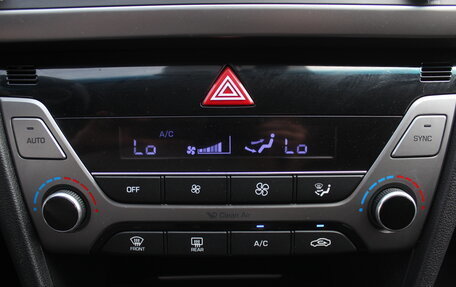 Hyundai Elantra VI рестайлинг, 2017 год, 1 565 000 рублей, 24 фотография
