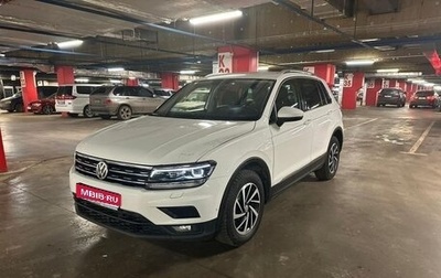 Volkswagen Tiguan II, 2018 год, 1 750 000 рублей, 1 фотография