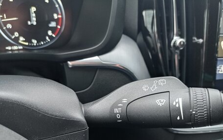 Volvo XC60 II, 2019 год, 2 300 000 рублей, 4 фотография