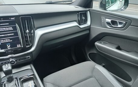 Volvo XC60 II, 2019 год, 2 300 000 рублей, 14 фотография