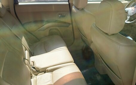 Mitsubishi Outlander III рестайлинг 3, 2008 год, 1 180 000 рублей, 12 фотография