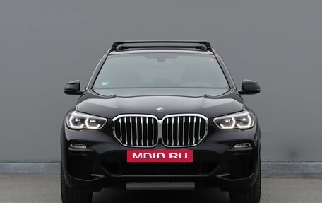 BMW X5, 2019 год, 6 990 000 рублей, 2 фотография
