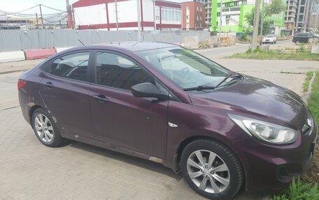Hyundai Solaris II рестайлинг, 2012 год, 400 000 рублей, 6 фотография