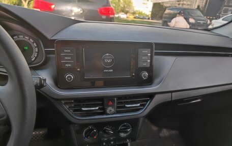 Skoda Rapid II, 2021 год, 900 000 рублей, 5 фотография
