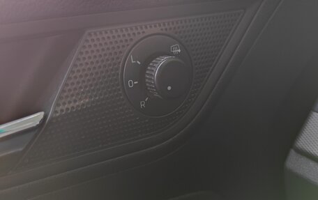 Skoda Rapid II, 2021 год, 900 000 рублей, 12 фотография