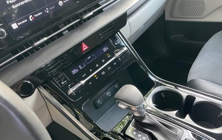 KIA Carnival, 2021 год, 3 950 000 рублей, 23 фотография