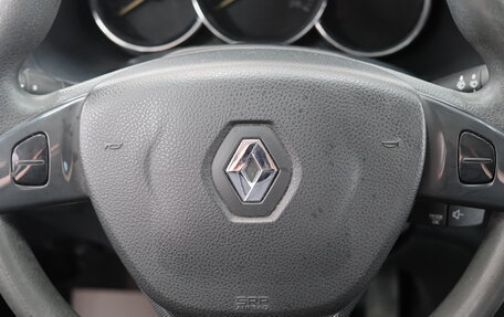 Renault Logan II, 2018 год, 769 000 рублей, 14 фотография