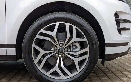 Land Rover Range Rover Evoque II, 2024 год, 6 150 000 рублей, 12 фотография