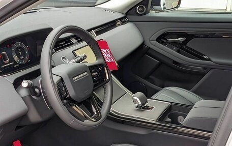 Land Rover Range Rover Evoque II, 2024 год, 6 150 000 рублей, 3 фотография