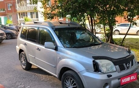 Nissan X-Trail, 2005 год, 650 000 рублей, 5 фотография