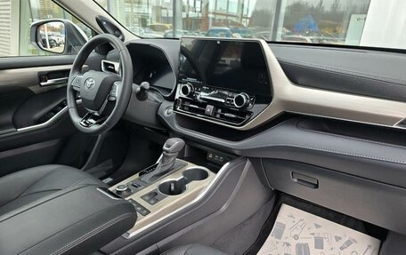 Toyota Highlander, 2025 год, 5 750 000 рублей, 9 фотография
