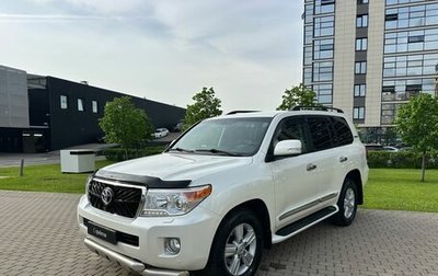 Toyota Land Cruiser 200, 2014 год, 3 990 000 рублей, 1 фотография