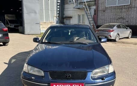 Toyota Camry, 1997 год, 420 000 рублей, 1 фотография