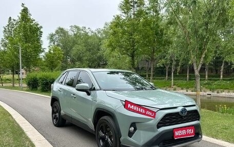 Toyota RAV4, 2022 год, 2 700 000 рублей, 1 фотография