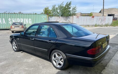 Mercedes-Benz E-Класс, 1997 год, 1 490 000 рублей, 7 фотография