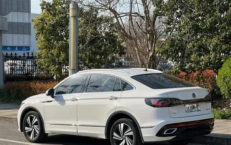 Volkswagen Tiguan II, 2022 год, 2 450 000 рублей, 8 фотография