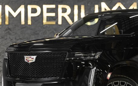 Cadillac Escalade V, 2022 год, 12 990 000 рублей, 4 фотография