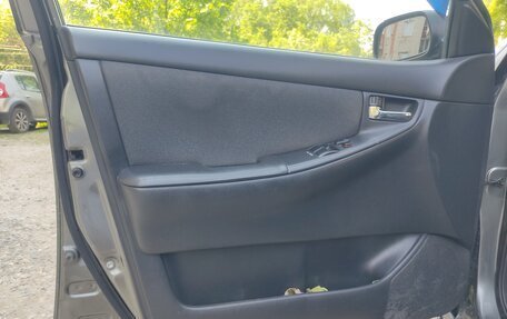Toyota Corolla, 2003 год, 500 000 рублей, 13 фотография