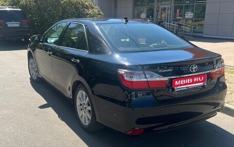 Toyota Camry, 2017 год, 2 050 000 рублей, 4 фотография