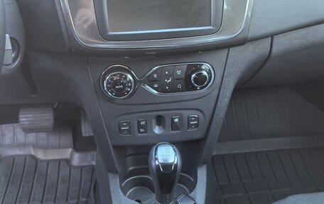 Renault Sandero II рестайлинг, 2018 год, 1 199 000 рублей, 8 фотография
