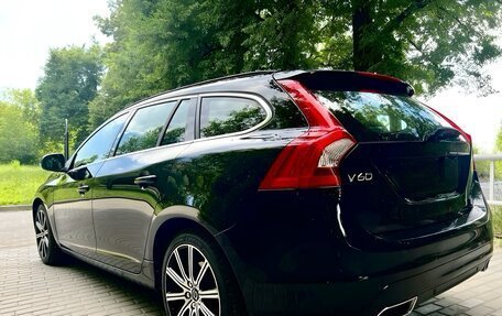 Volvo V60 I, 2017 год, 2 400 000 рублей, 4 фотография