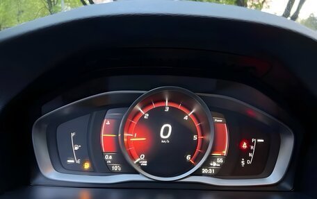Volvo V60 I, 2017 год, 2 400 000 рублей, 14 фотография