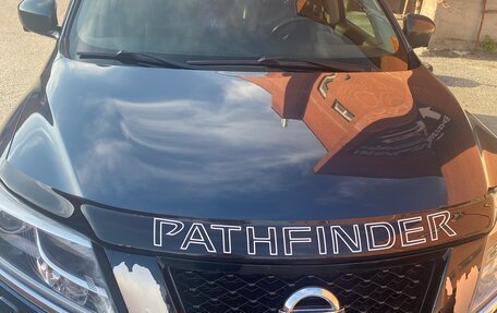 Nissan Pathfinder, 2015 год, 2 049 000 рублей, 4 фотография